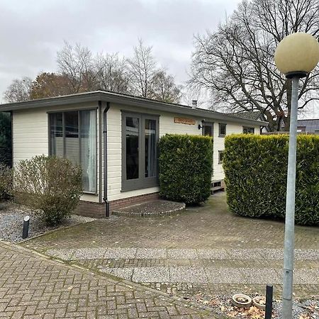 Gezellig Chalet Op De Prachtige Veluwe Putten Exteriér fotografie