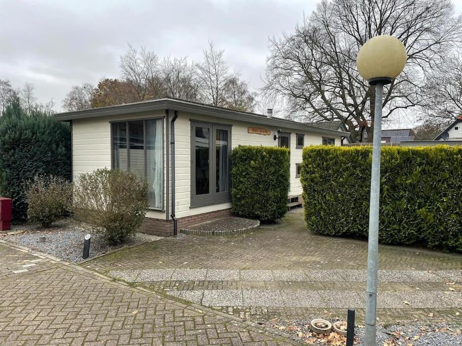 Gezellig Chalet Op De Prachtige Veluwe Putten Exteriér fotografie